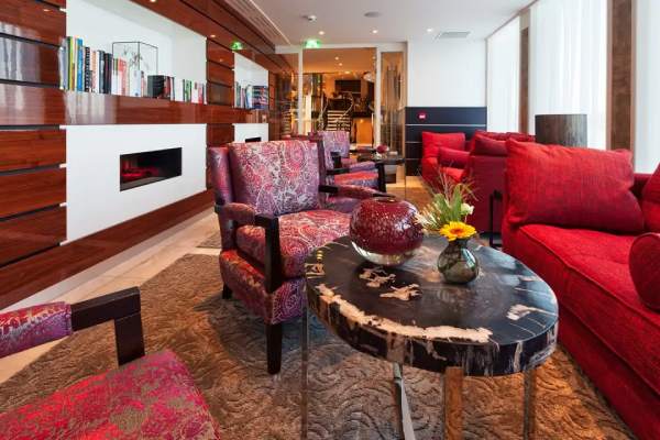 AmaVenita Gallery Image